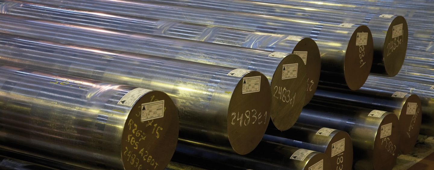 Barres pleines, billettes et lingots